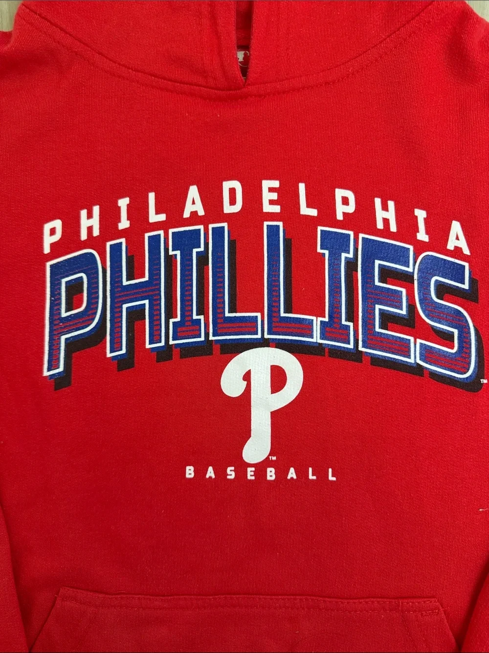 Philadelphia Phillies Red Hoodie with Team Logo youth sz LRG - Picture 2 of 6